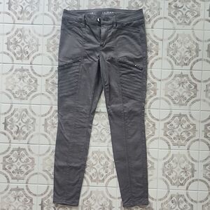WHBM Gray Skinny Pants with Tapered Leg